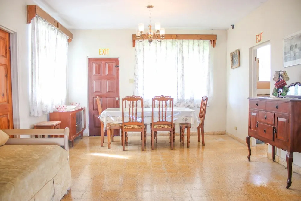 Rica Vista Beach Cottages