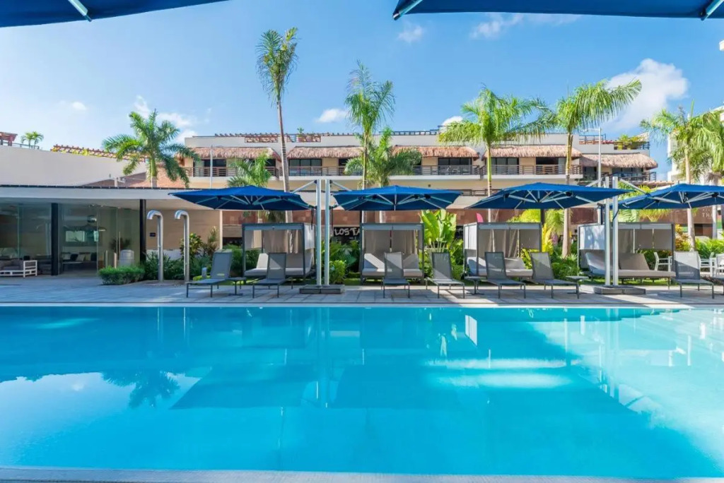OC131- 2 bedrooms with private pool