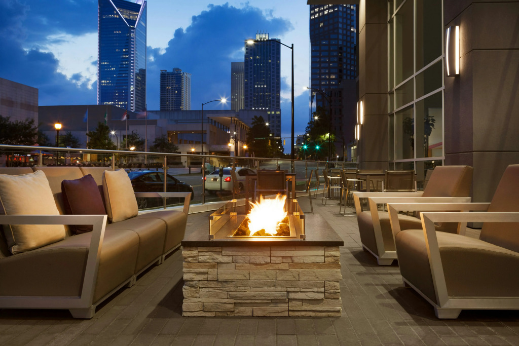 Embassy Suites by Hilton Charlotte Uptown