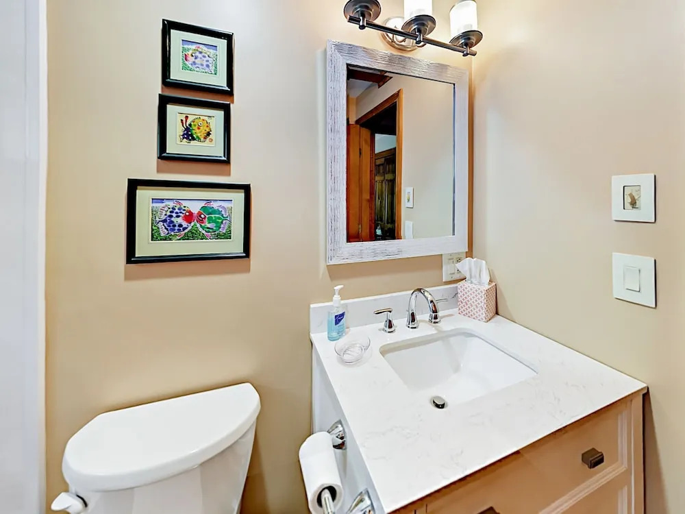 31 Rand Road Cottage 2 Bedrooms 2 Bathrooms Cottage