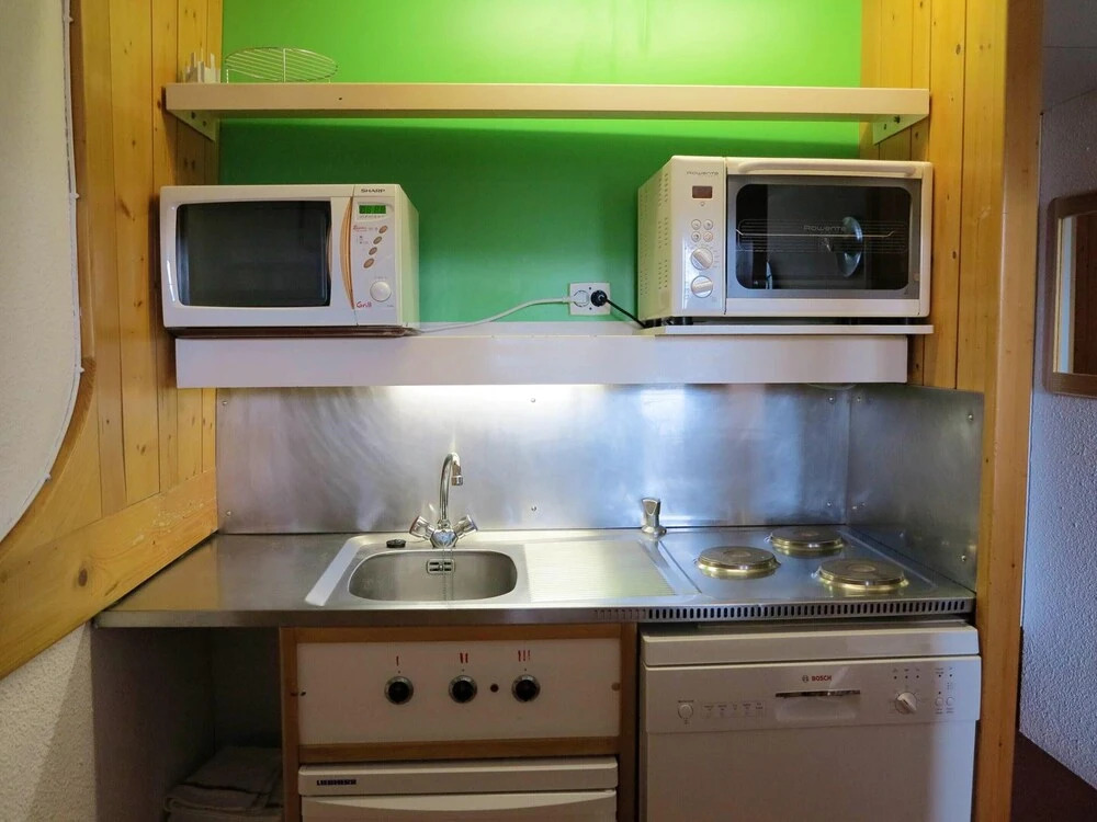 Studio In Bourg Saint Maurice With Wonderful Mountain View Balcony And Wifi 50 M From The Slopes