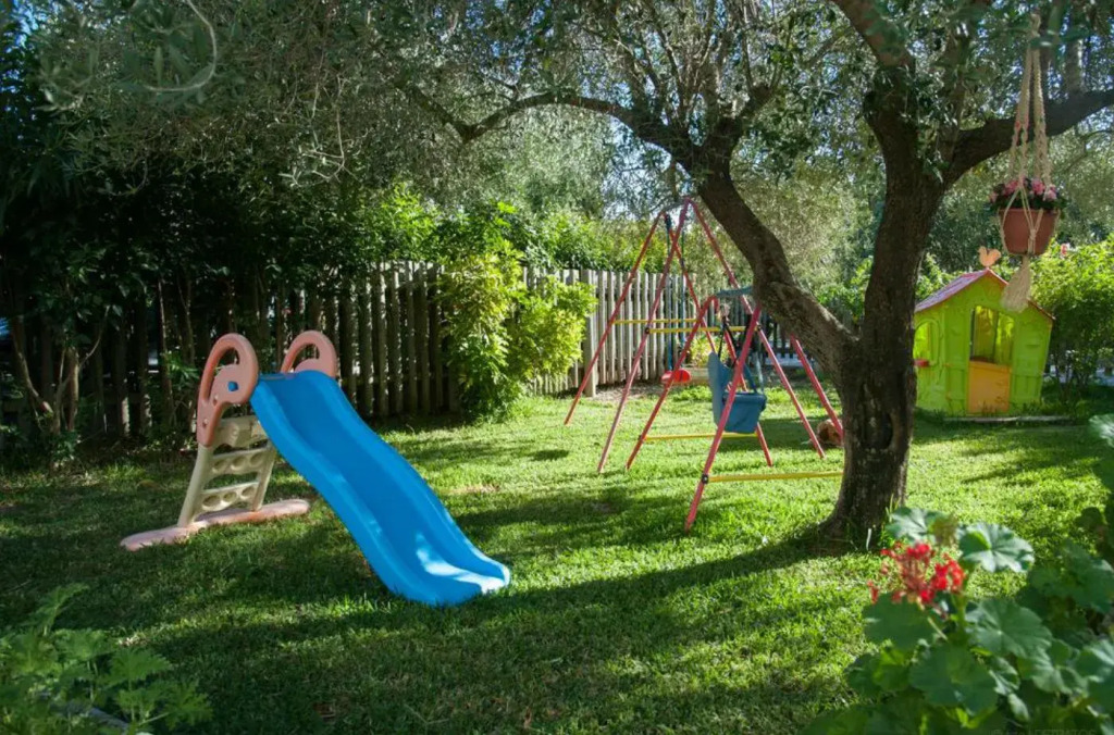 Leventis Villas Complex with Sharing Pool