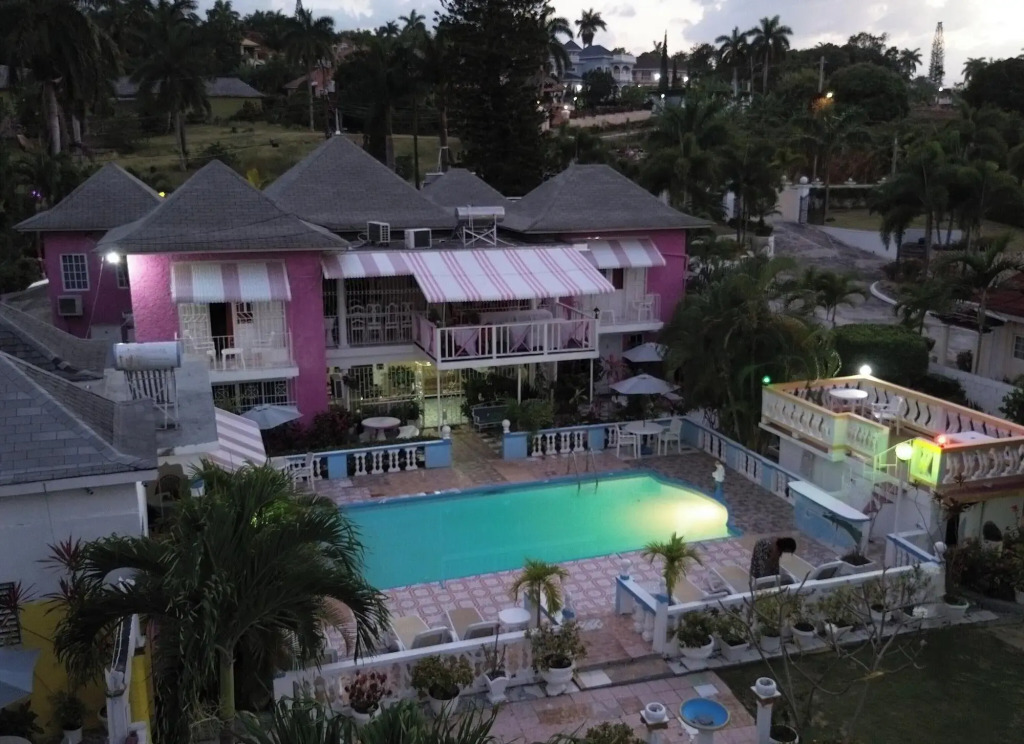 Pink Hibiscus Villa