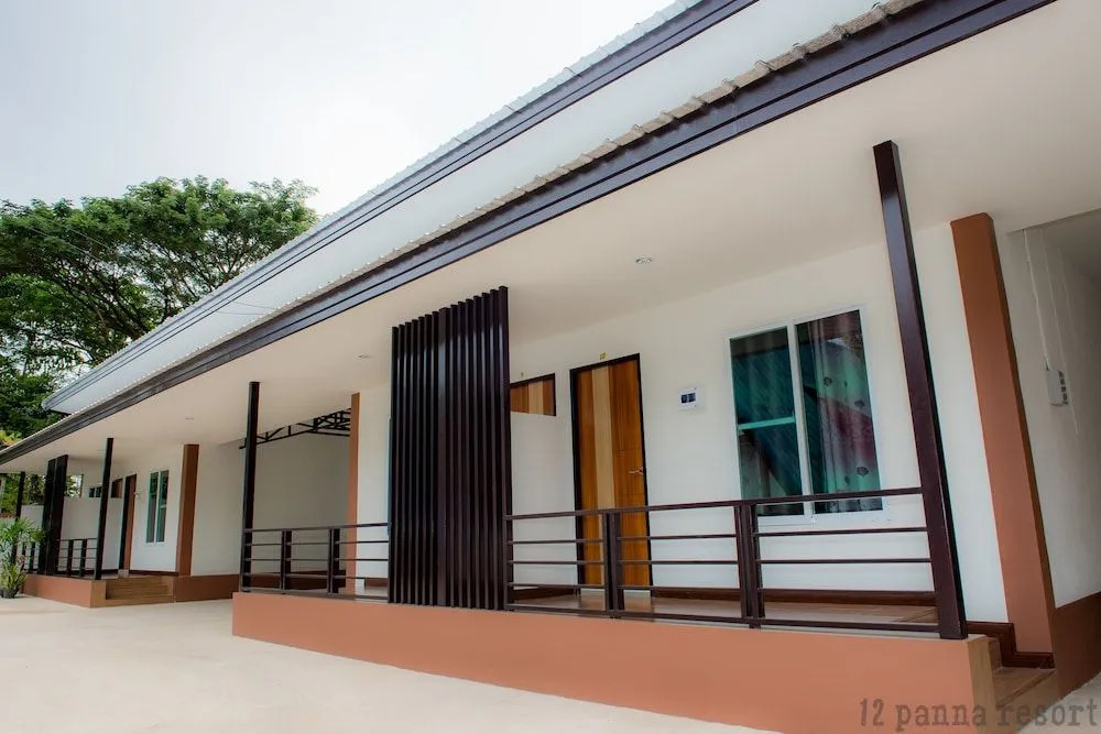 12PunNa Resort
