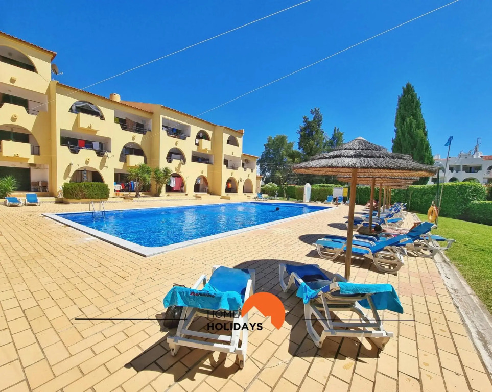 #014 Cozy Flat Only 5m Walk NewTown w pool