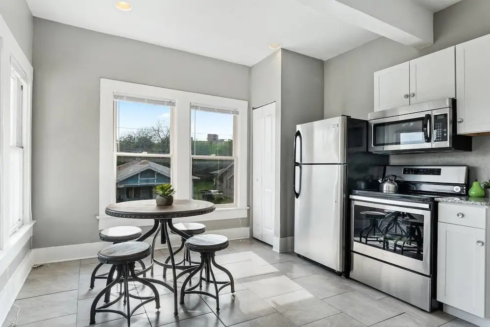 River City Retreat Best Location, Sleeps 4!