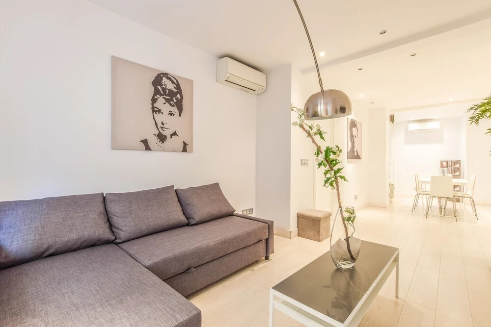 Room to Rent Bernabeu Spacious Apartment
