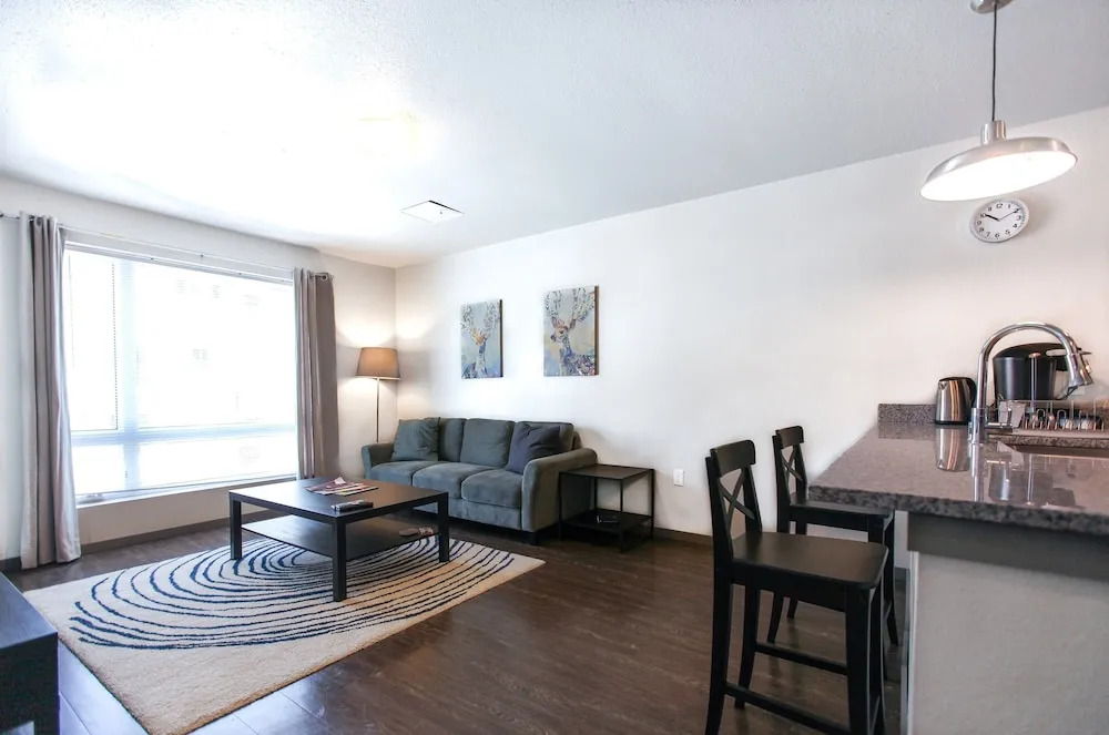 Kasa Minneapolis Apartments Near U Of M