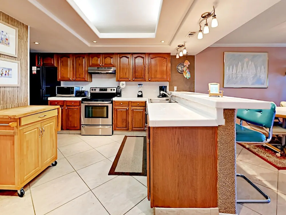 4400 Gulf Blvd Condo Unit 104
