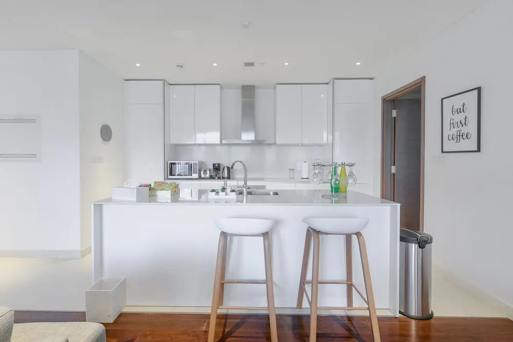 FAM Living City Walk - Opposite City Walk Mall - 2A