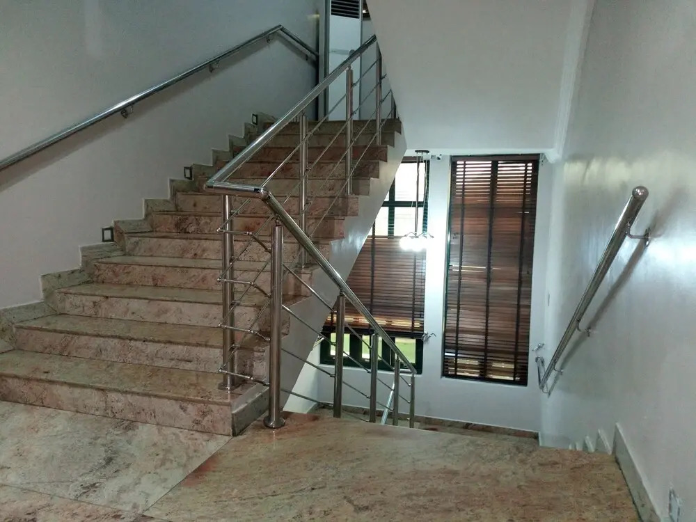 Dionzec Hotel & Suites
