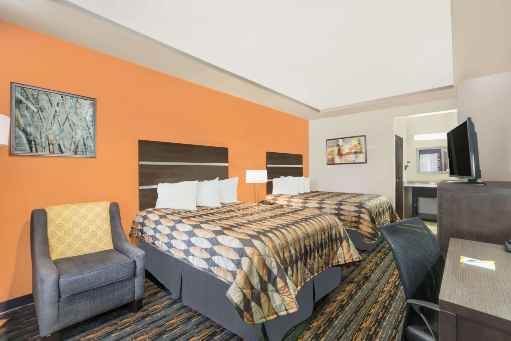 Days Inn by Wyndham Dilley