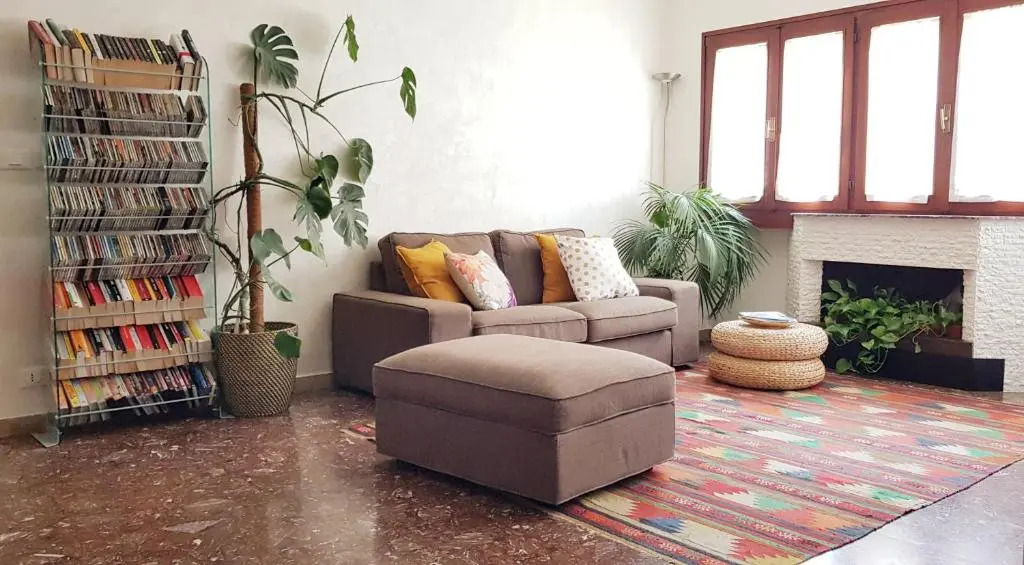 Apartment close to Art