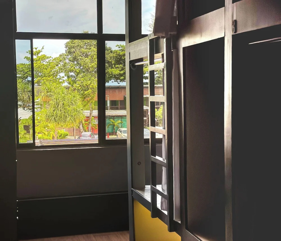 Arch Dormitorio Cenang