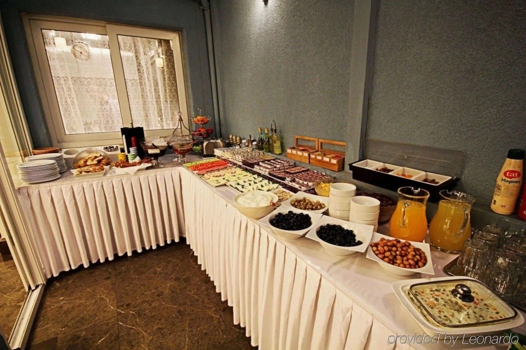 Aristocrat Hotel