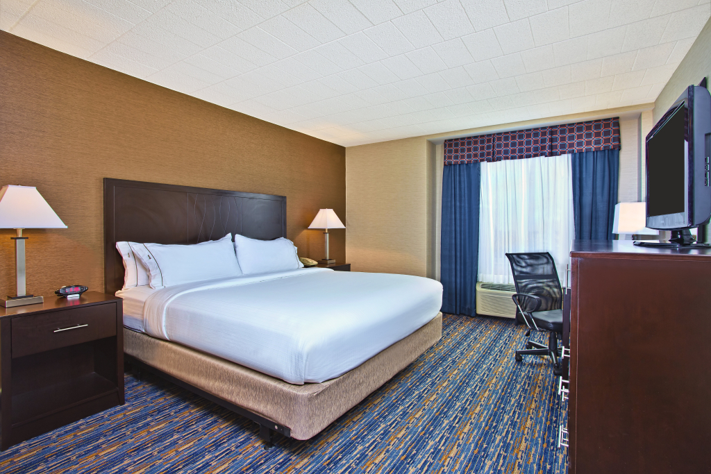 Holiday Inn Express and Suites Pittsburgh West Mifflin by IHG