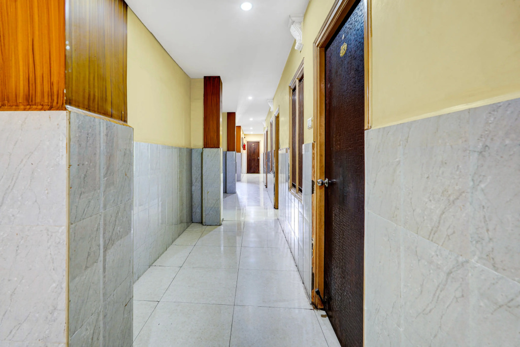Aadrustam Residency