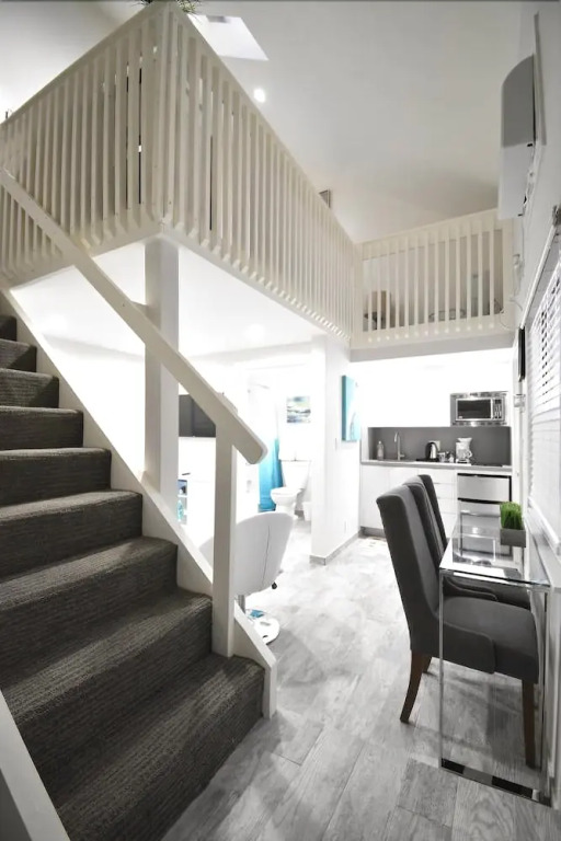 Modern Deluxe Loft Hollywood Beach Unit 8
