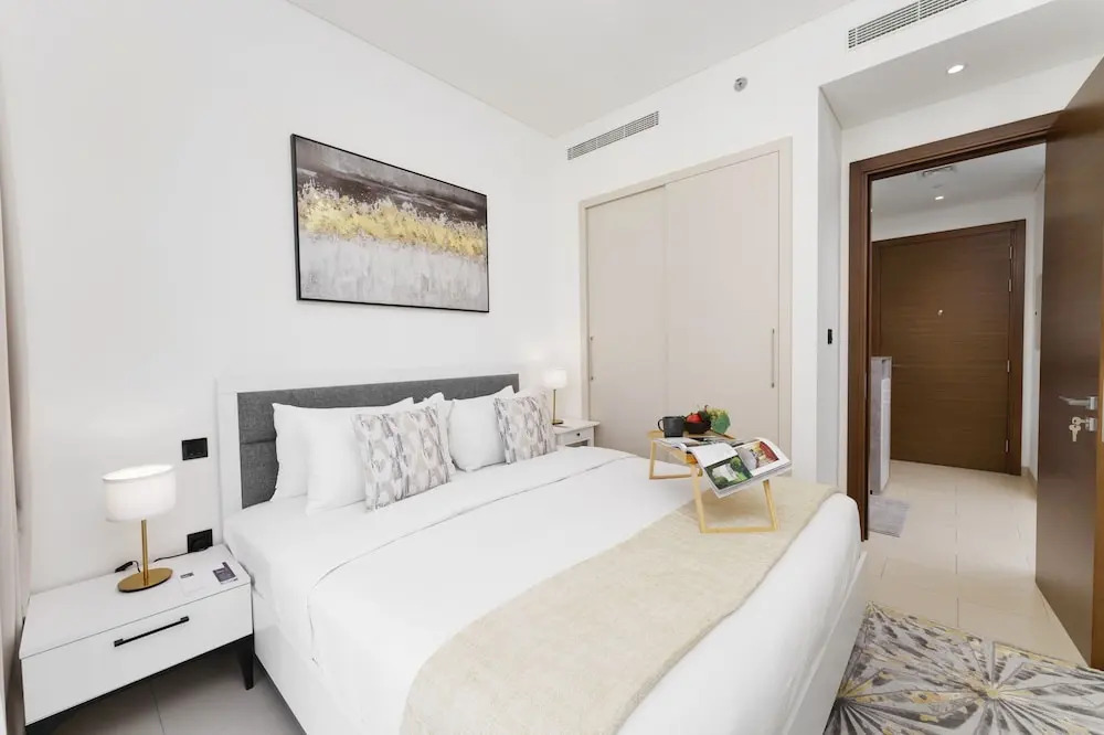 Maison Privee - Modern & Chic Retreat 10min from Downtown Dubai
