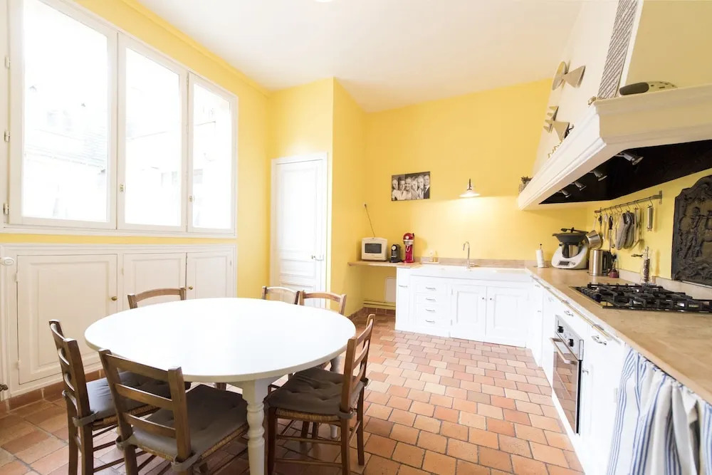 Duplex Near Trocadero