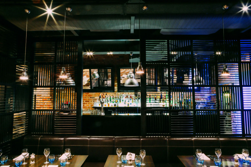 mour hotel