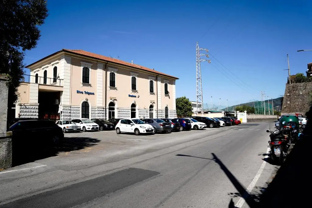 071 - Casa GIOIELLO con GIARDINO privato, 10 minuti MARE SPIAGGIE