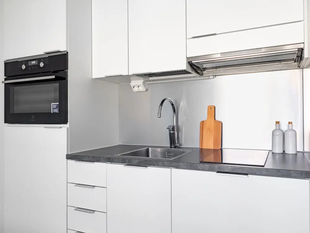 Modern Downtown Studio - "Pikku Ronka" - Hosted by 2ndhomes