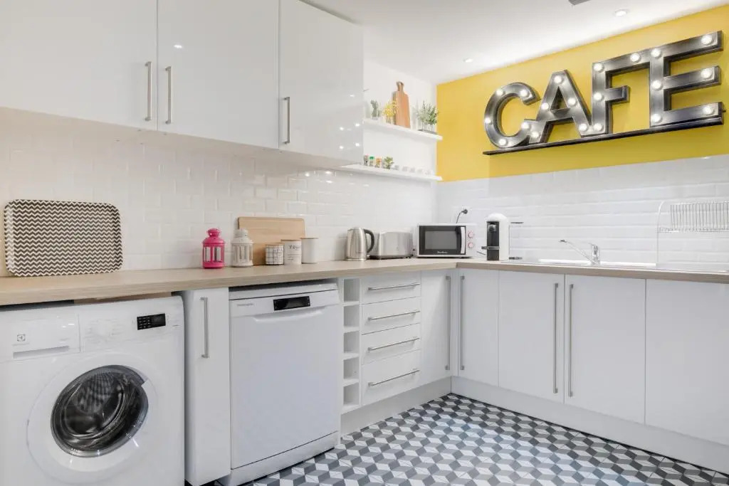 Loft Design for 8 people in Heart of Paris