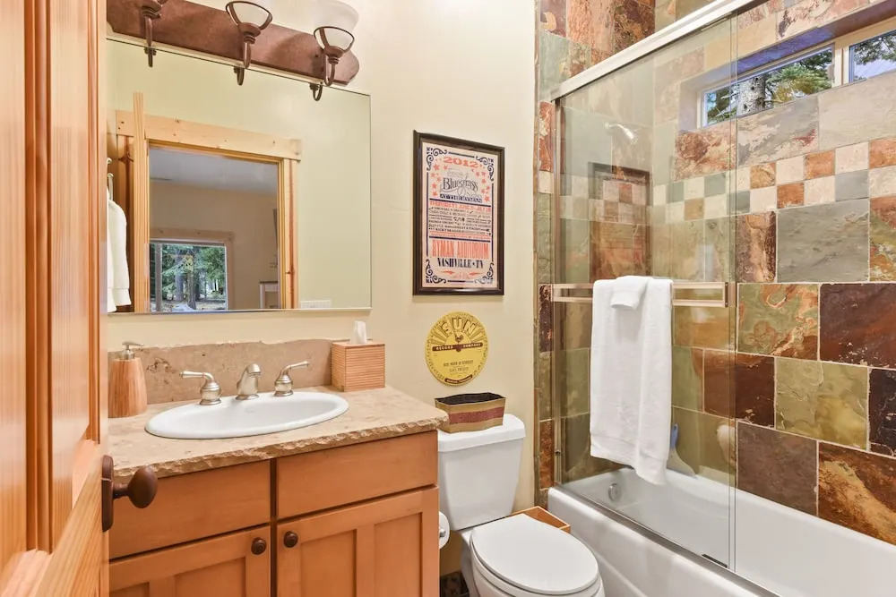 Luxe Mountain Haven In The Heart Of Tahoe Donner 3 Bedroom Home