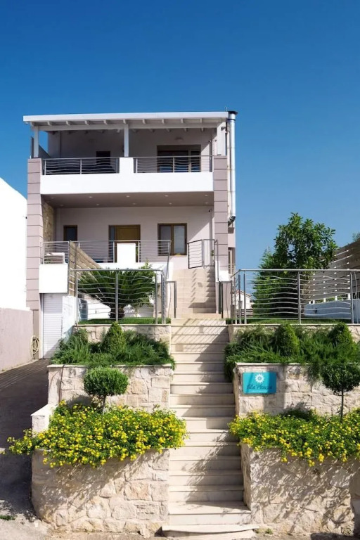 Villa Plousia