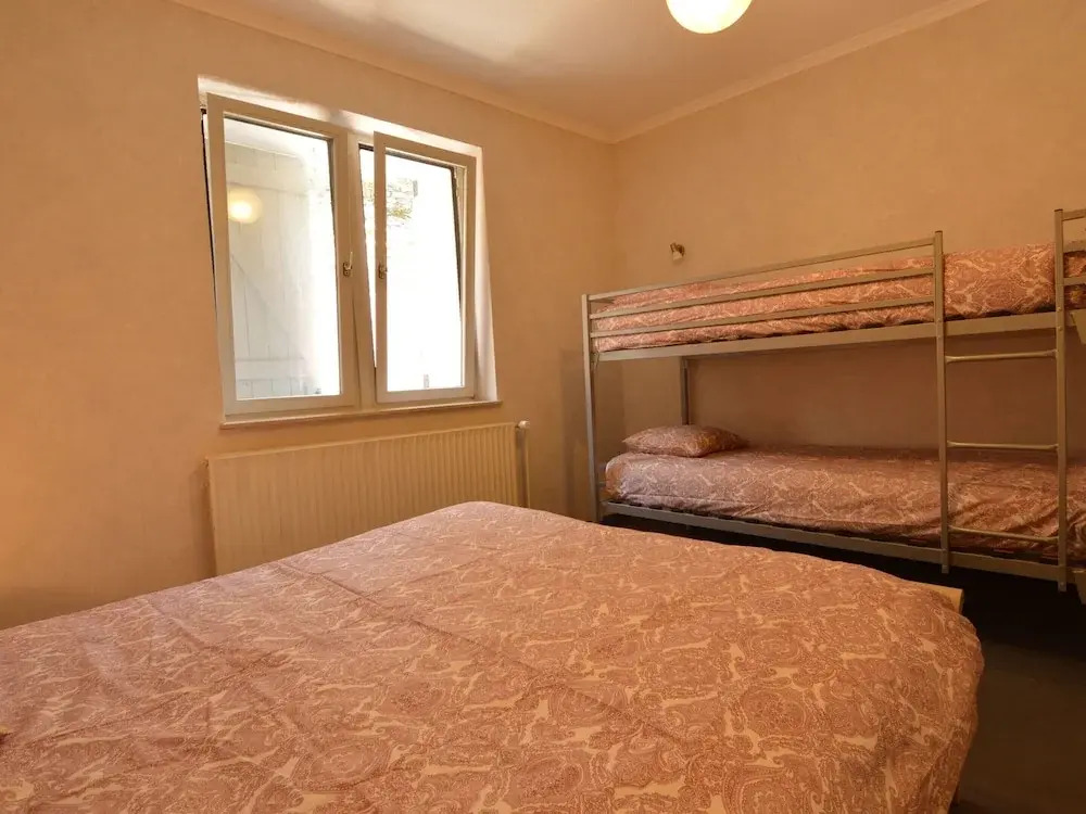 Lovely Modern Apartment, Near the Mosel, Shops and Restaurants