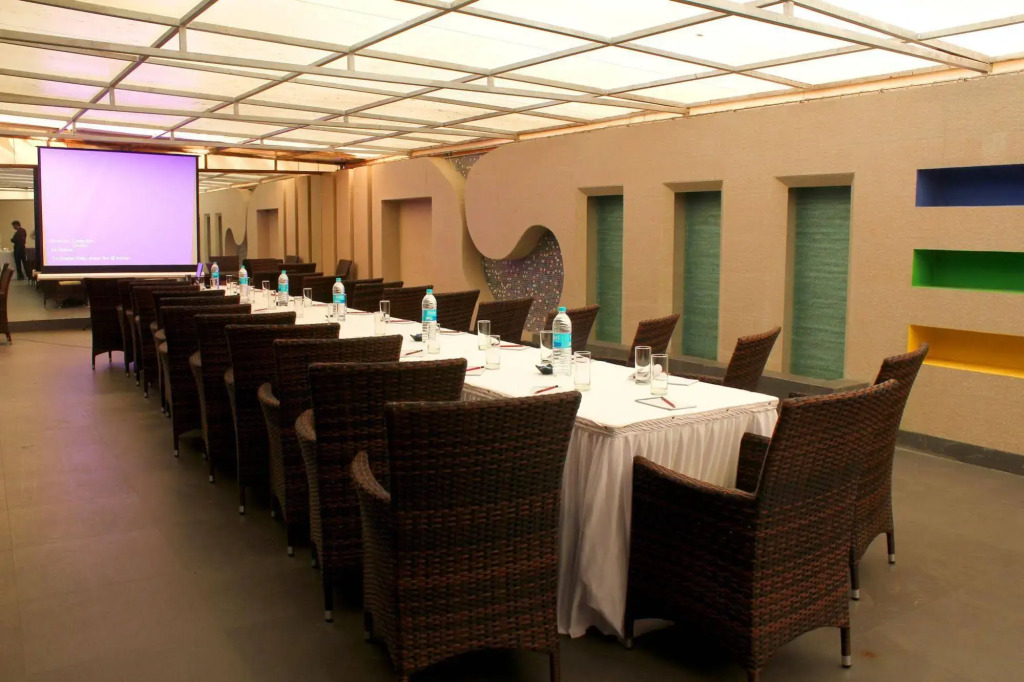 The Roa Hotel
