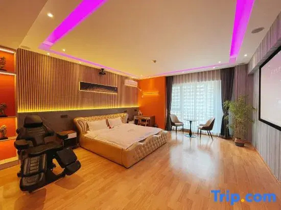 Enjoy Love 520 Movie E-sports Hotel (Jinan Olympic Sports Center)
