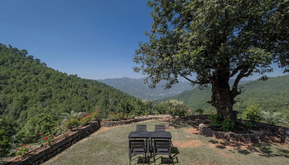 The Hideaway Cottage