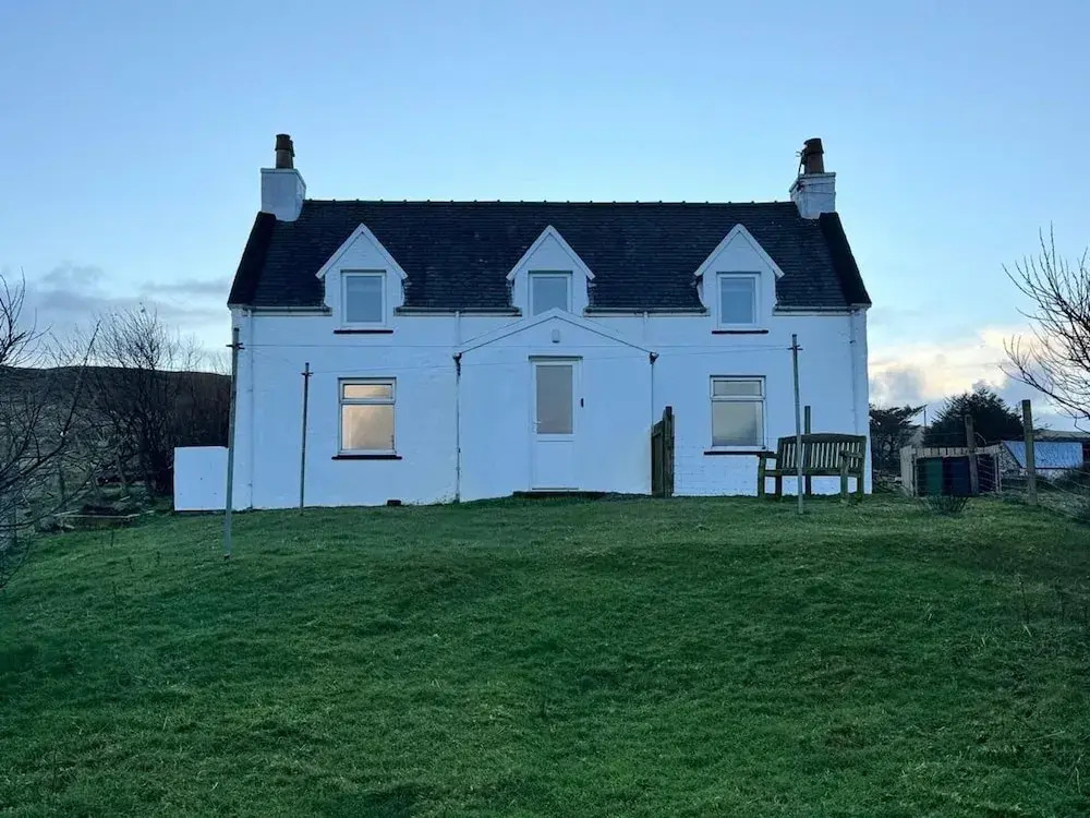 Croft House - Sleeps 4 & Beautiful Mountain View