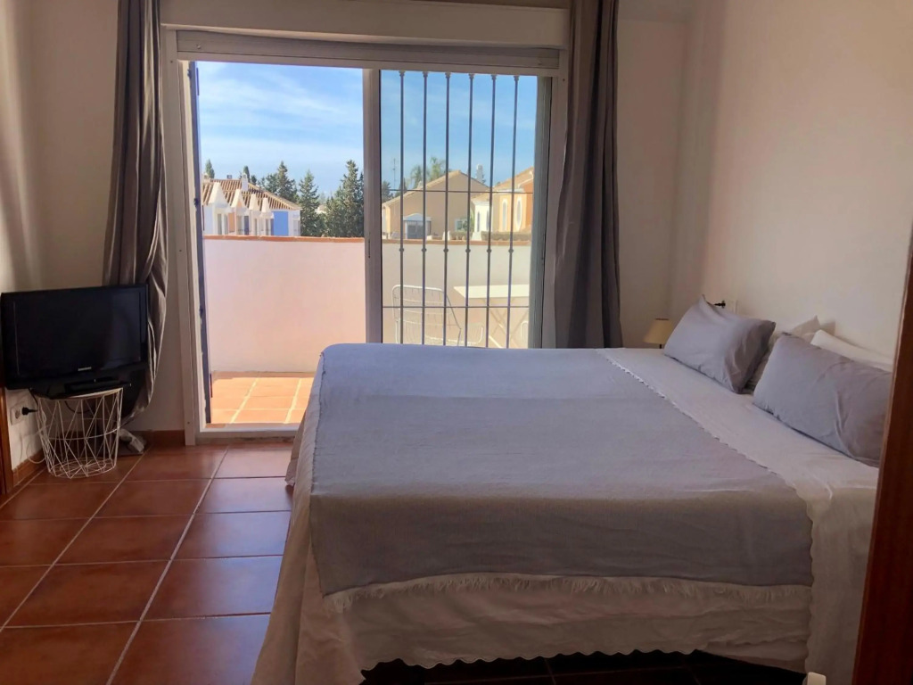 Charming 1 bedroom suite next to Puerto Banus