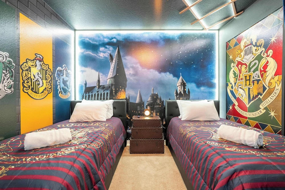 Family-friendly House w/ Private Pool Near Disney