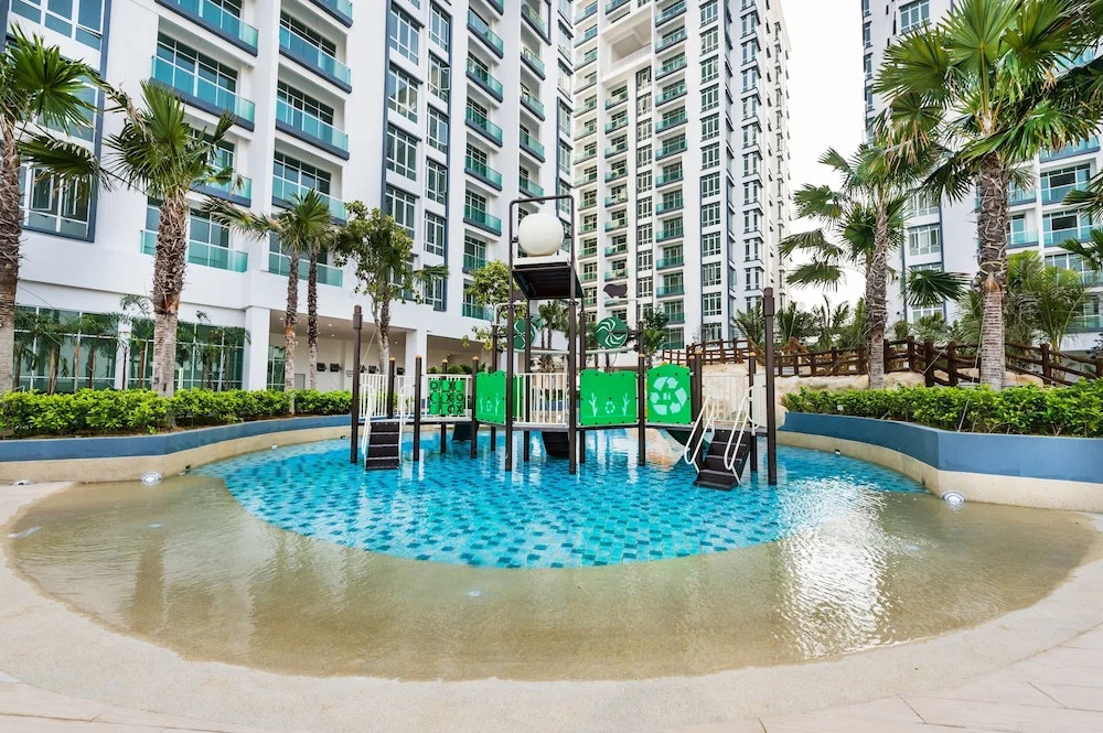 BM City Room and Apartment