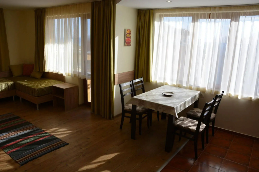 Golden House Apartments