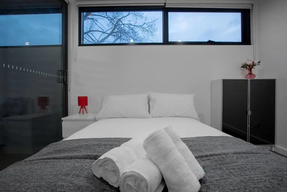 106*Modern Prestige*3-Storey New Establishment