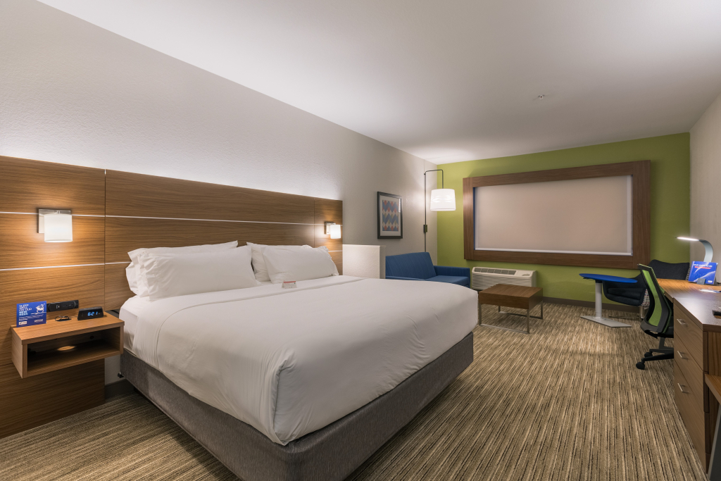 Holiday Inn Express and Suites San Marcos South by IHG