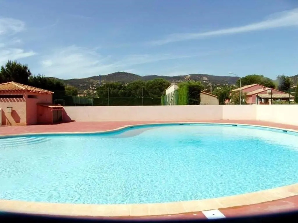 Maison Bormes-les-Mimosas, 2 pièces, 6 personnes - FR-1-251-273