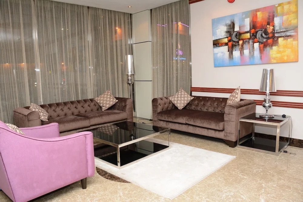 topaz suites