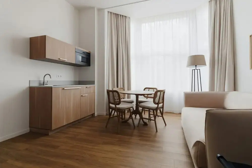 Whitlock16 - Luxury Aparthotel - Montgomery Square - Brussels
