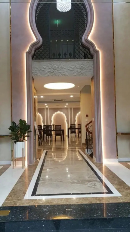 Golden Tree Hotel & Apartment