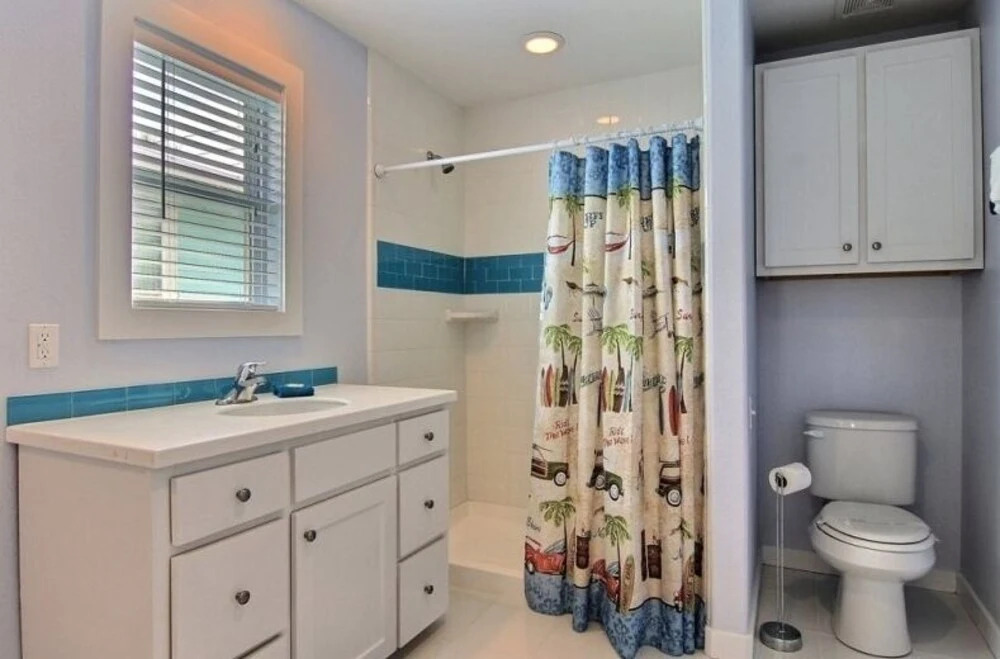318 S Station #3 4 Bedrooms 2.5 Bathrooms Home
