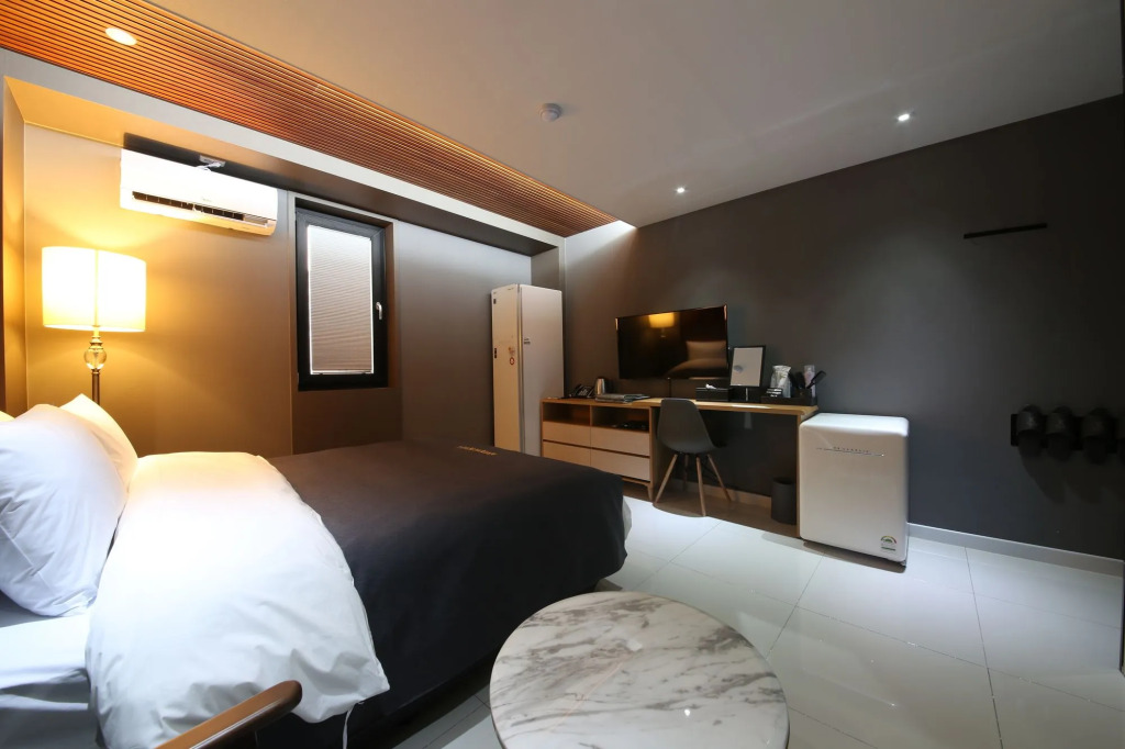 Hotel K