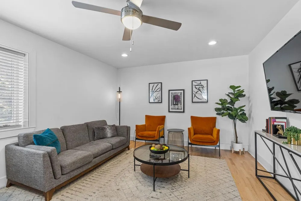 Crescent Furnished Apartments
