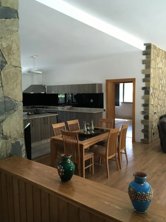 Villa In The Valley