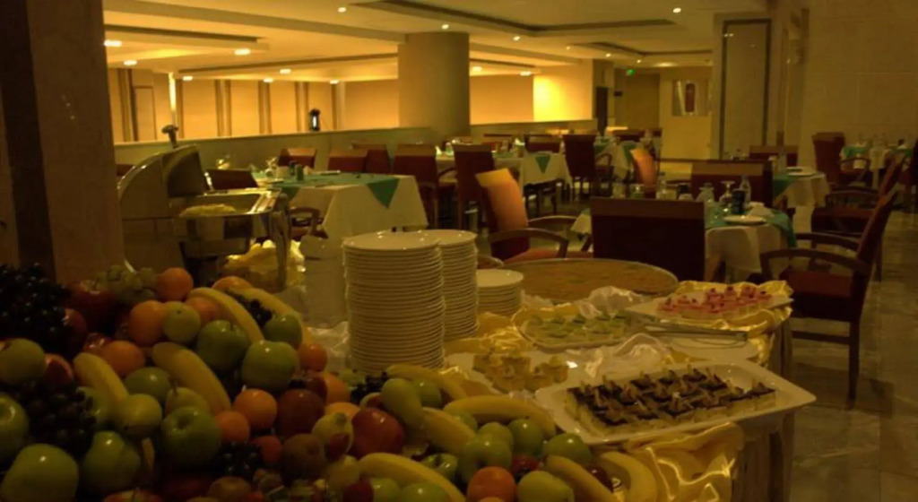 فندق فيلوران Veloran Hotel